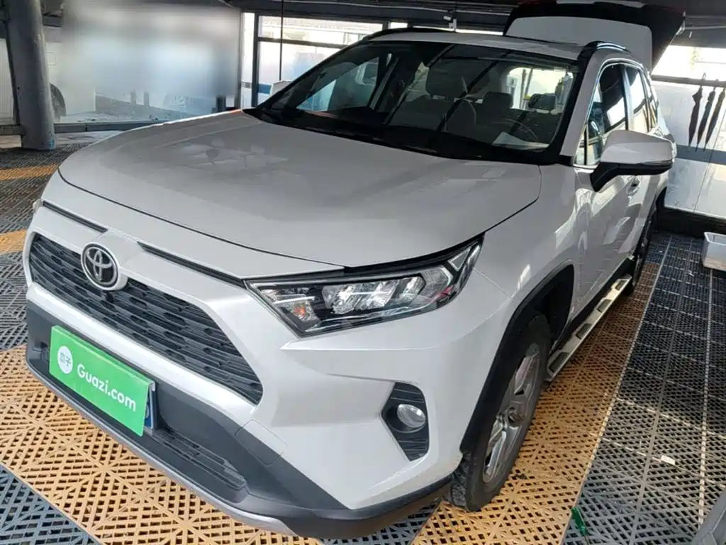Toyota RAV4 2023