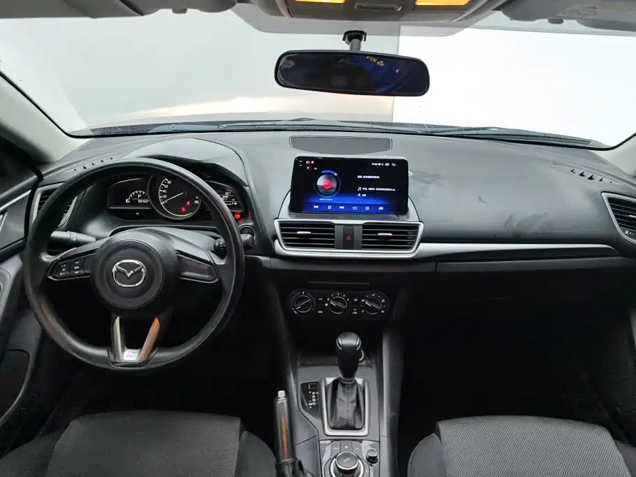 Mazda 3 Axela — миниатюра 12