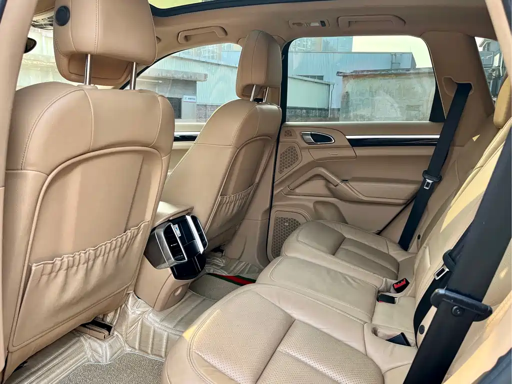 PORSCHE CAYENNE NEW ENERGY