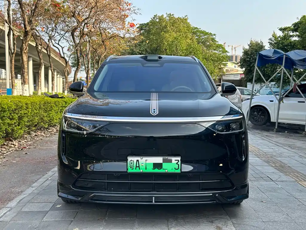 AITO ASK THE WORLD M8