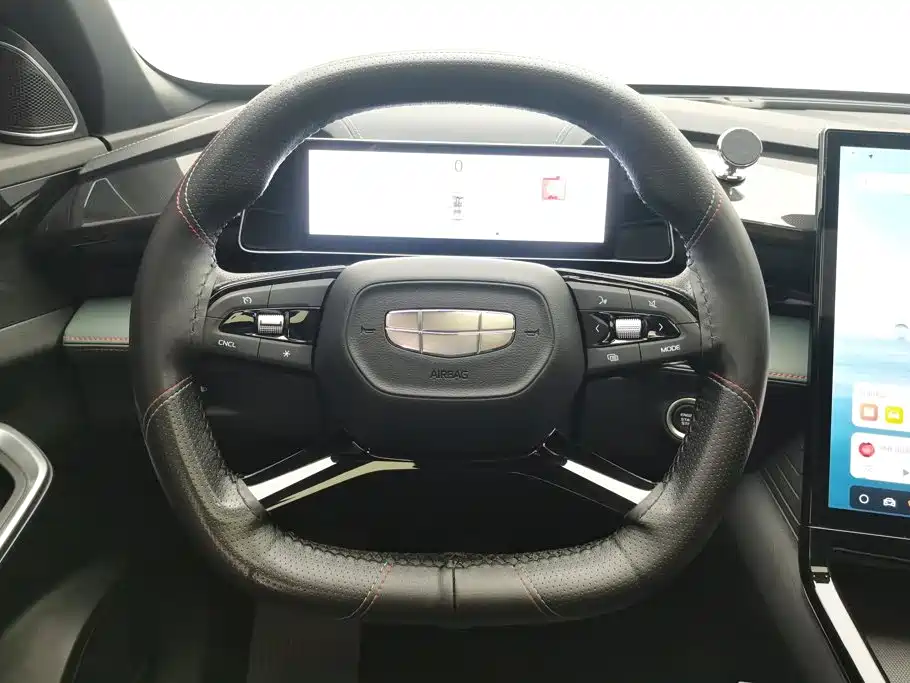Geely Boyue — миниатюра 15