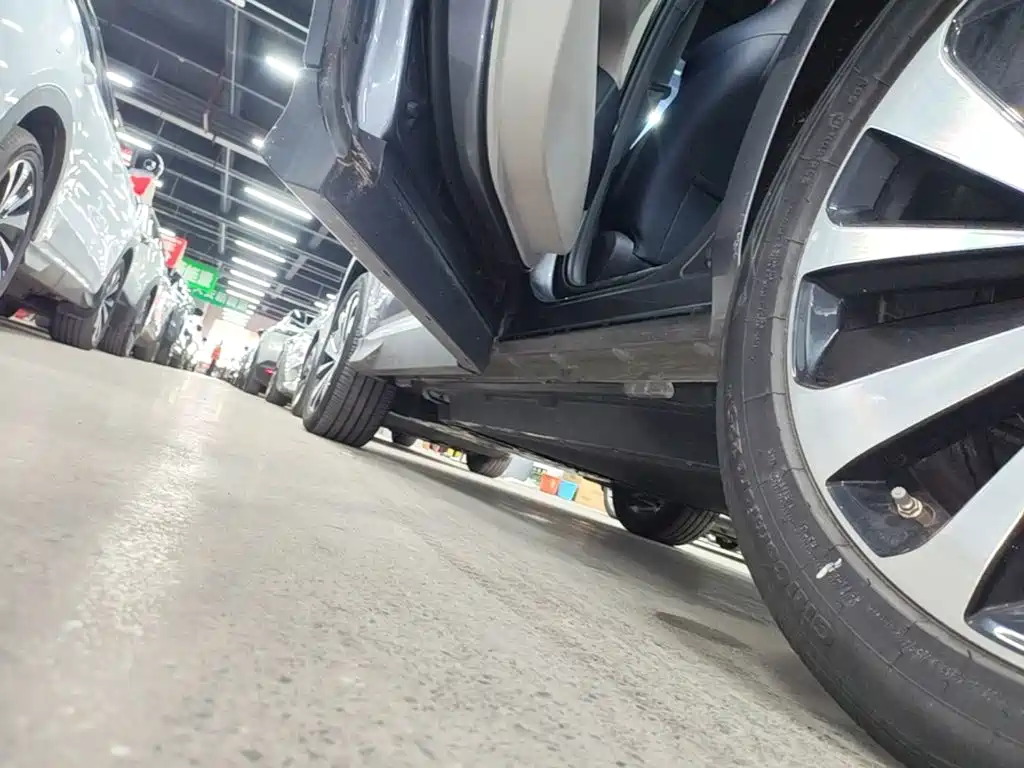 BYD PLUS New Energy — миниатюра 22