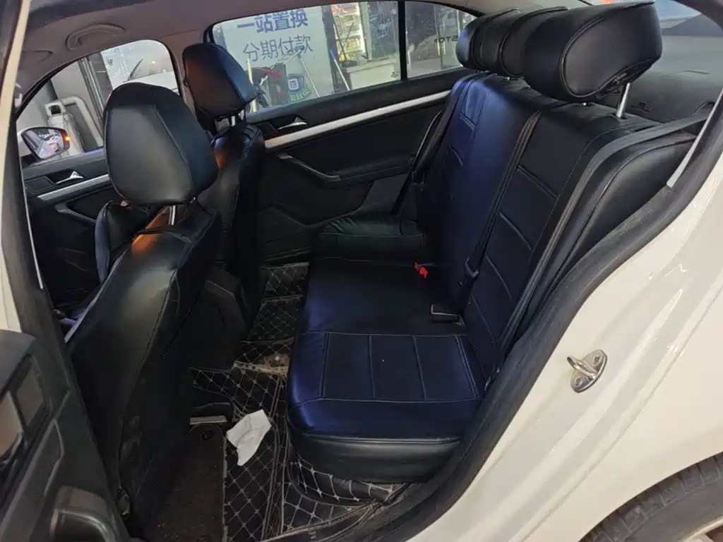 Volkswagen Lavida — миниатюра 17