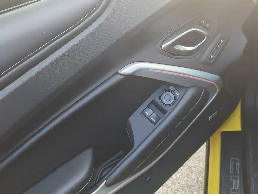 Chevrolet Camaro — миниатюра 12