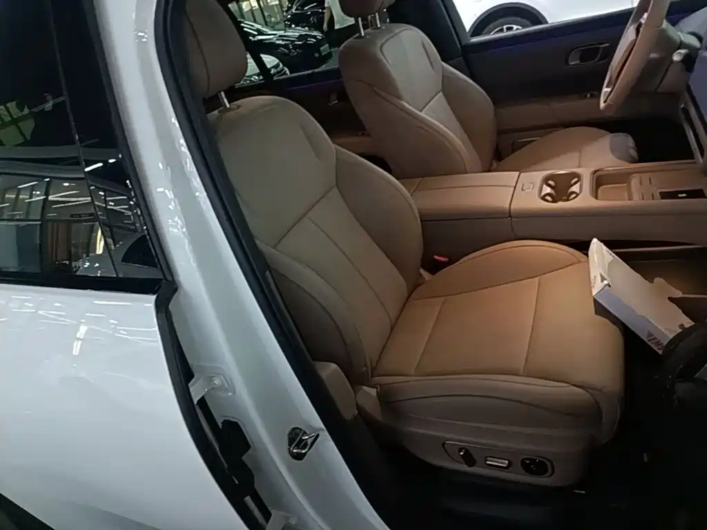 Li Auto Li i6 — миниатюра 25