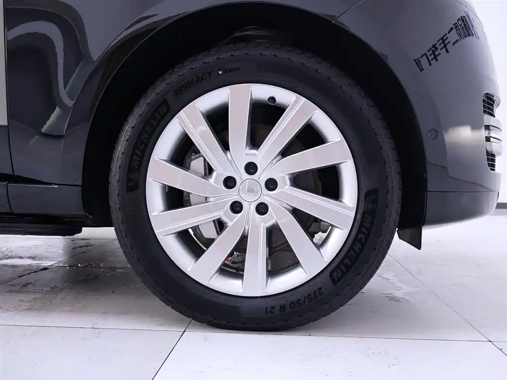 Land Rover Range Rover 2025 3.0 L6 360PS