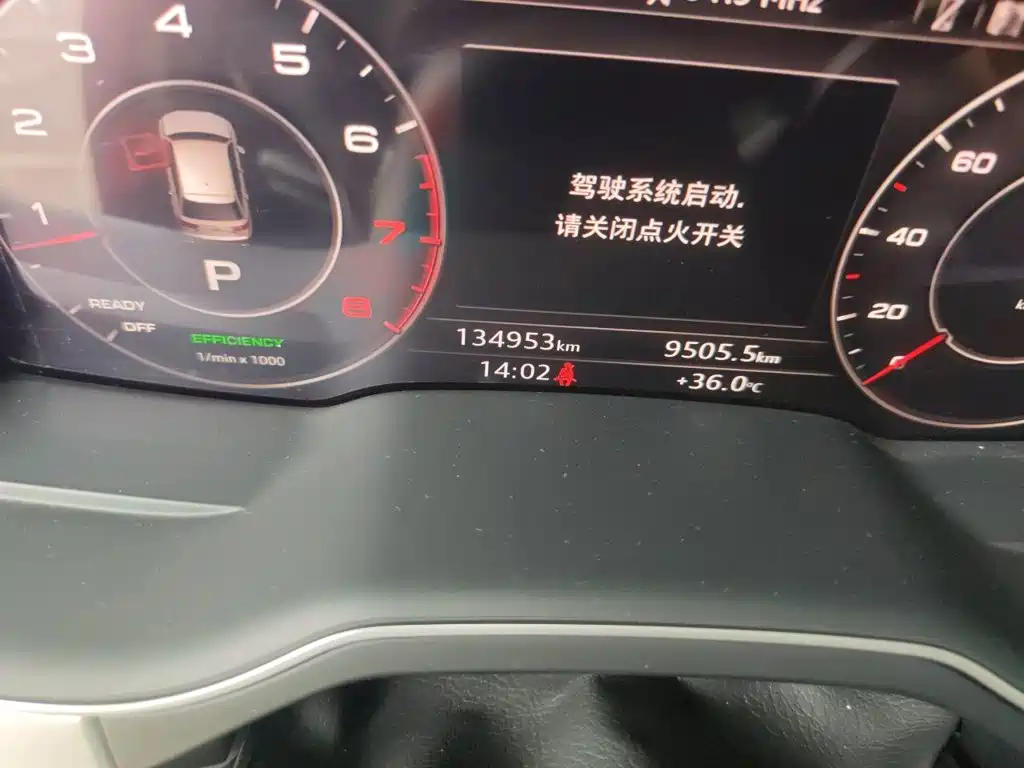 Audi Q7 — миниатюра 8
