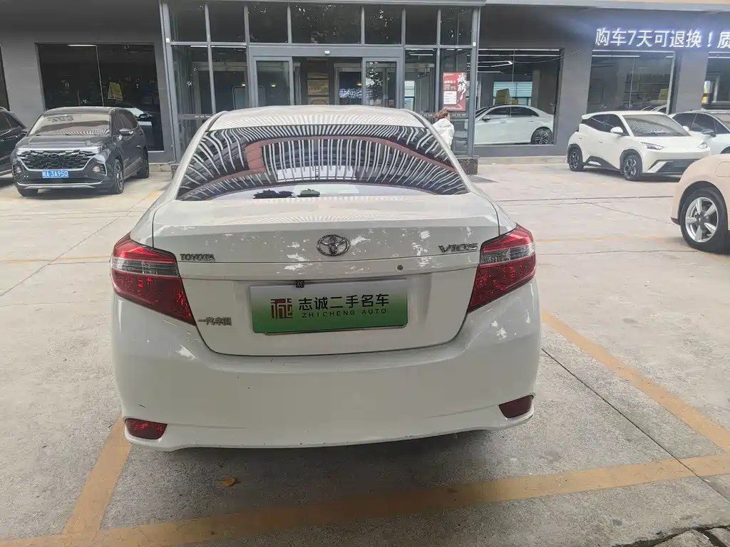 Toyota Vios — миниатюра 5