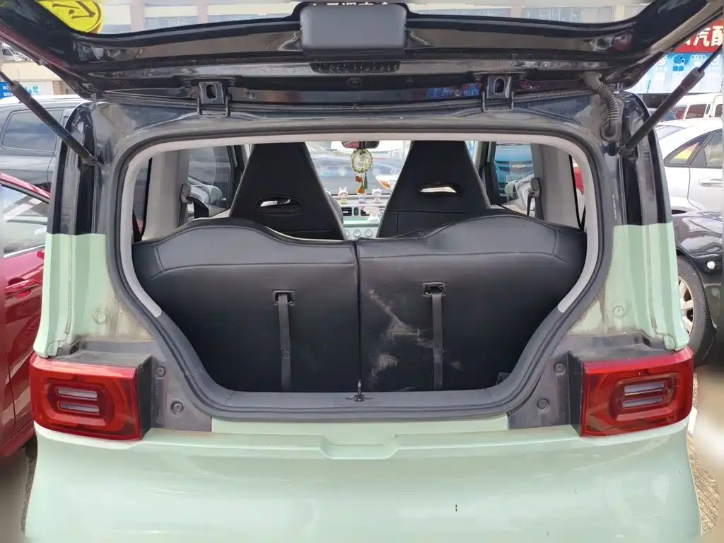 Wuling MINIEV — миниатюра 15