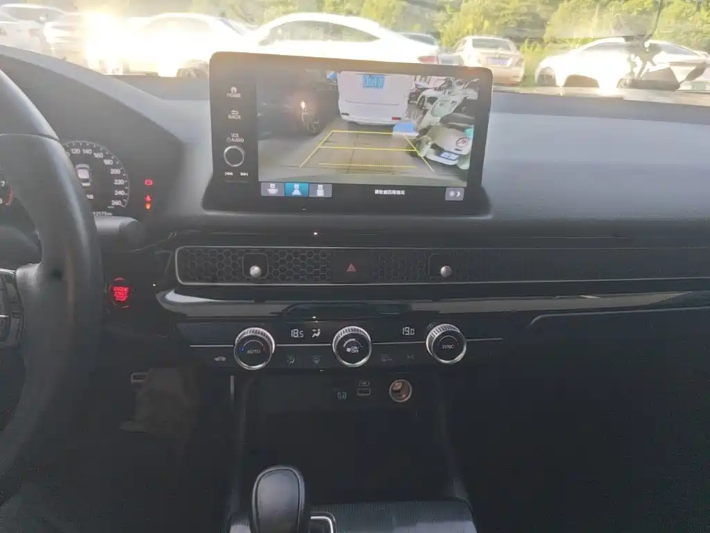 Honda Civic — миниатюра 13