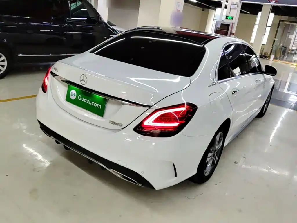 Mercedes-Benz C-Class — миниатюра 7