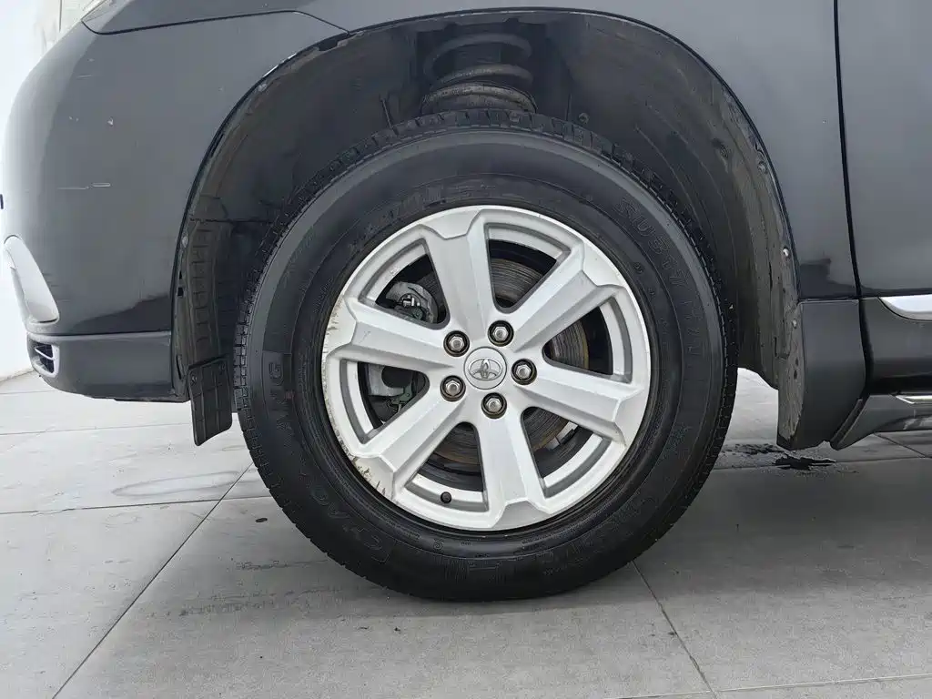 Toyota Highlander — миниатюра 17