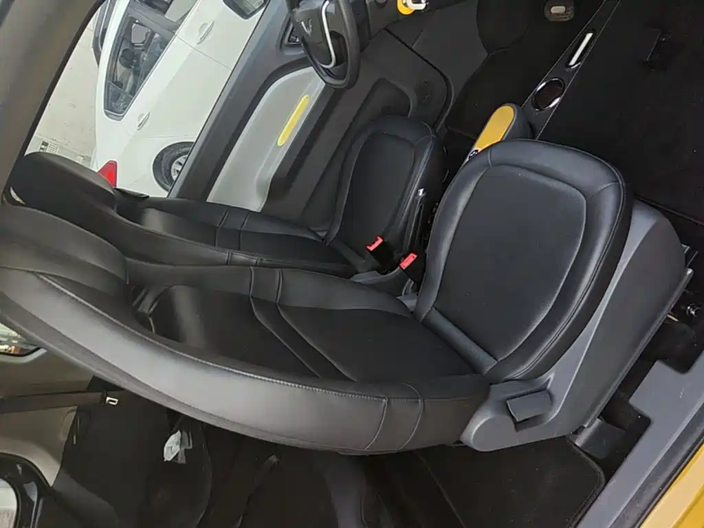 Wuling MINIEV — миниатюра 25