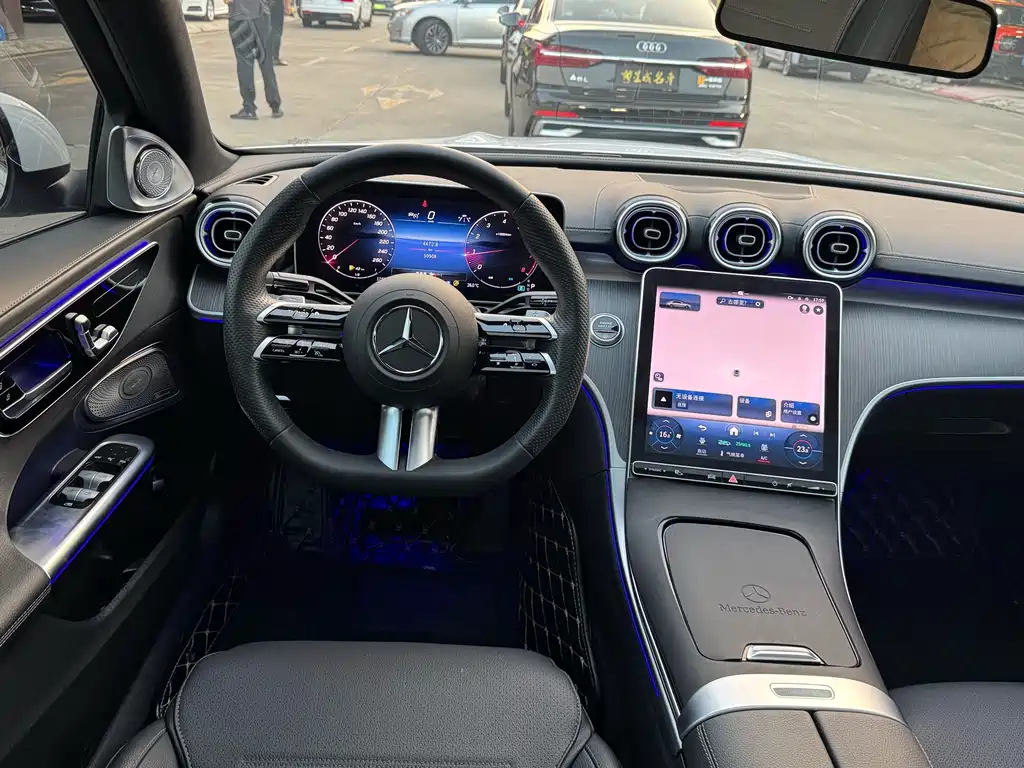 Mercedes-Benz C-Class — миниатюра 7