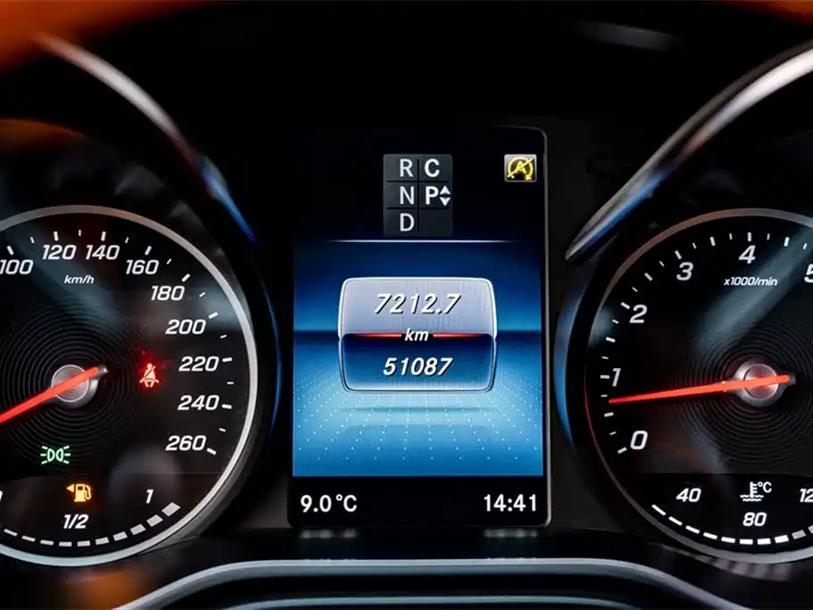 MERCEDES-BENZ V CLASS