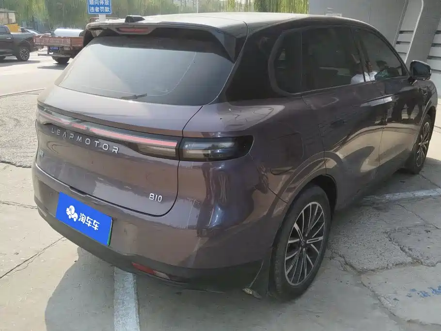 Leapmotor Leapmotor B10 — миниатюра 3