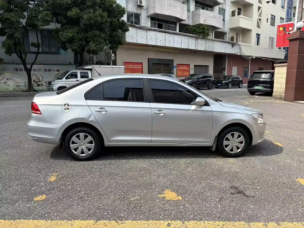 Volkswagen Santana — миниатюра 4