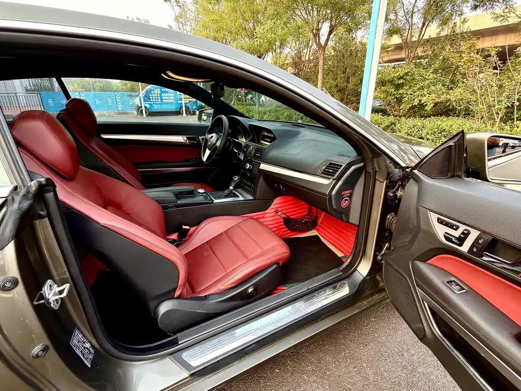 Mercedes-Benz E-Class (Import) — миниатюра 6