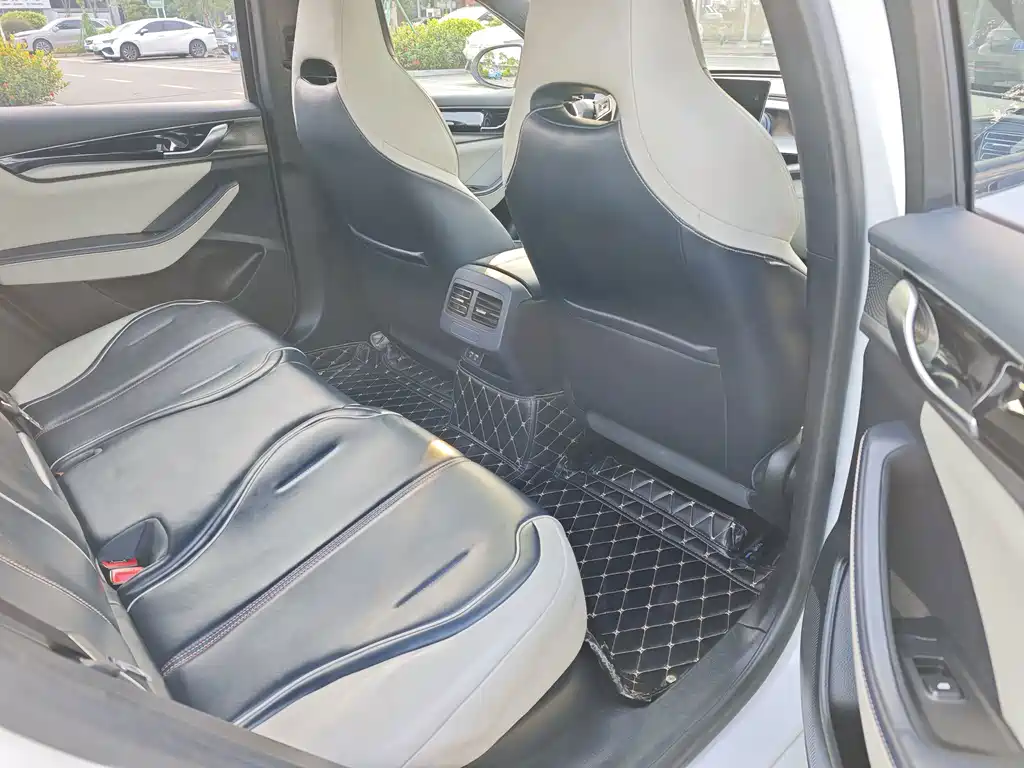BYD Qin PLUS — миниатюра 14