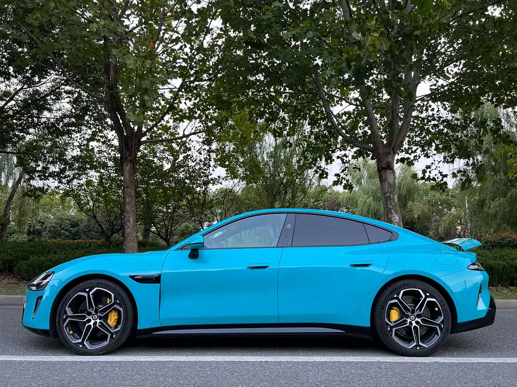 XIAOMI CAR XIAOMI SU7