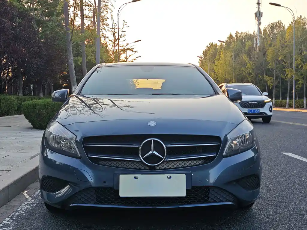Mercedes-Benz A-Class (Import) — миниатюра 3