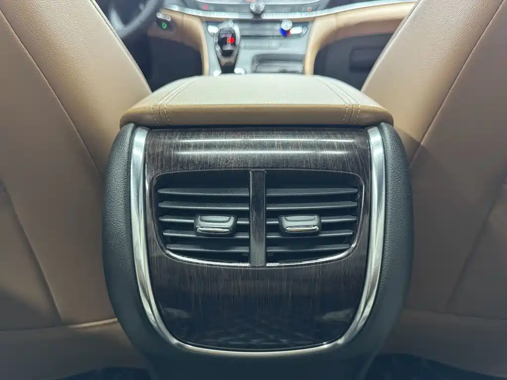 Buick LaCrosse — миниатюра 13