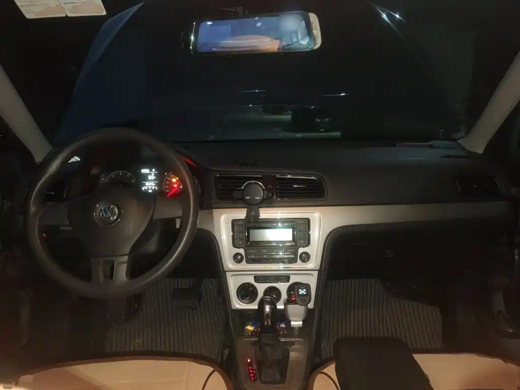 Volkswagen Lavida — миниатюра 5