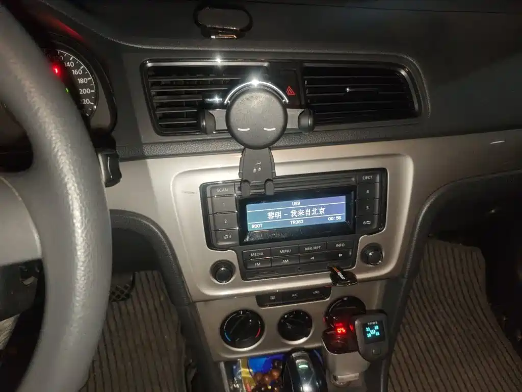 Volkswagen Lavida — миниатюра 9