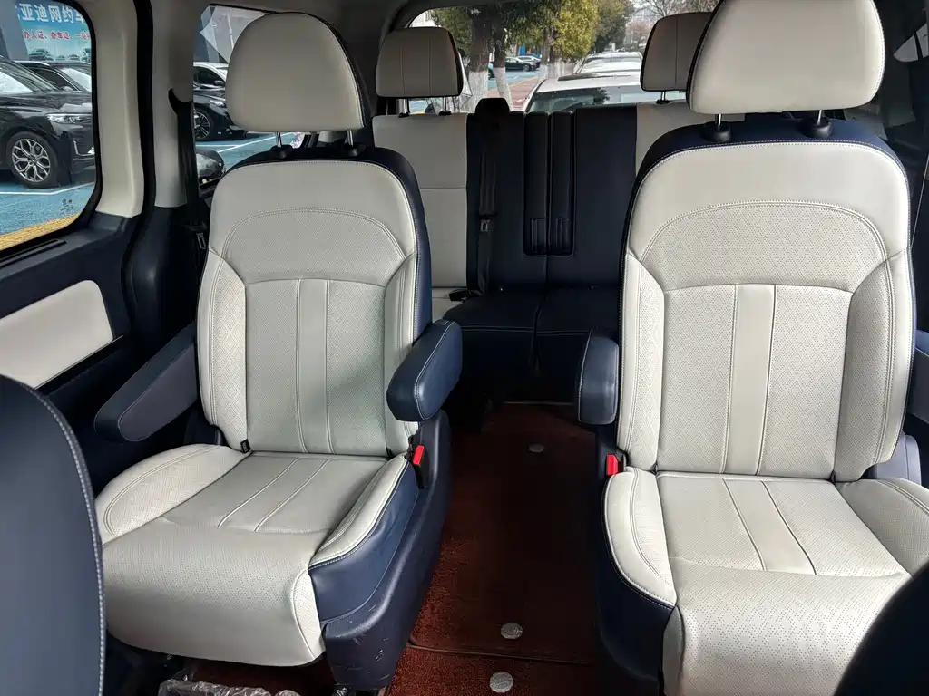 DONGFENG LINGZHI PLUS