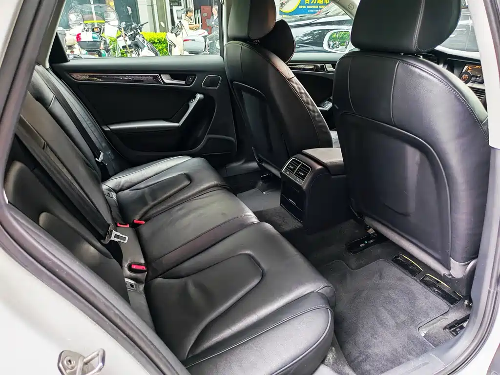 Audi A4L — миниатюра 14