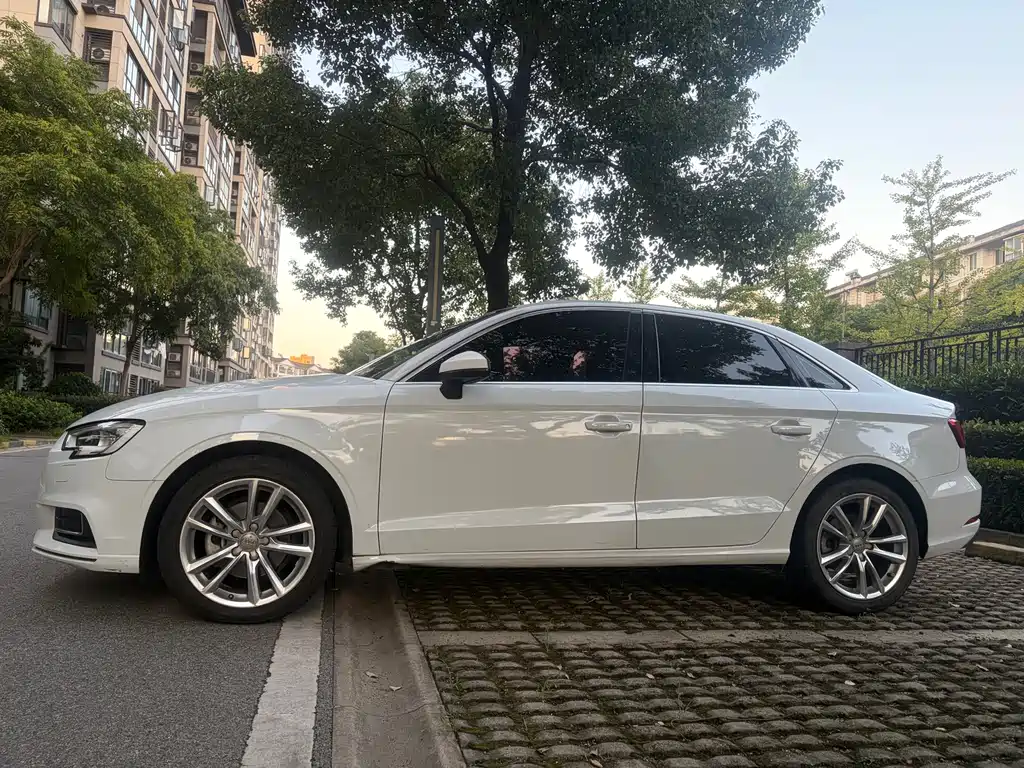 Audi A3 — миниатюра 4