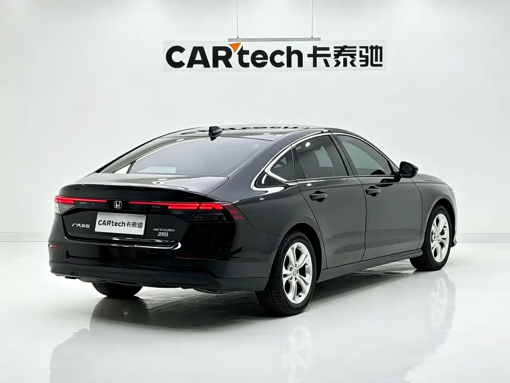Honda Accord — миниатюра 4