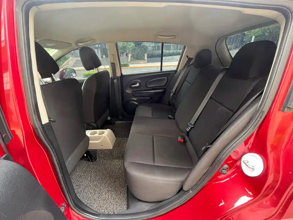 Venucia R50 — миниатюра 12