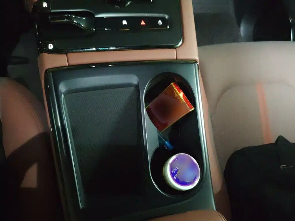 NIO EC6 — миниатюра 7