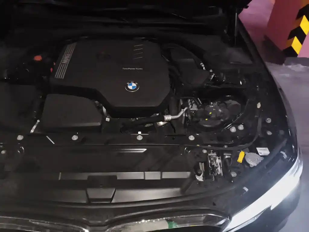 BMW 3 Series — миниатюра 23