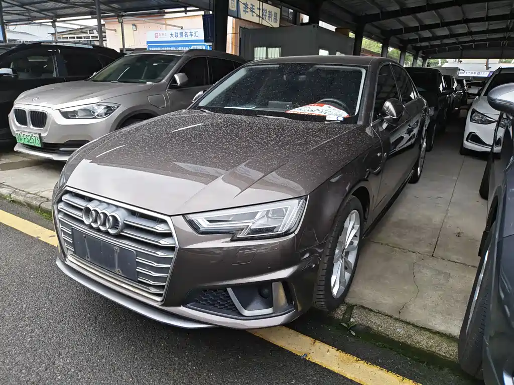 Купить Audi A4L