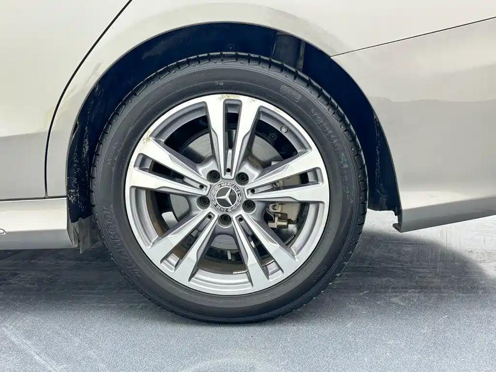 Mercedes-Benz C-Class — миниатюра 18