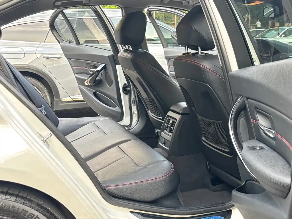 BMW 3 Series (Import) — миниатюра 11