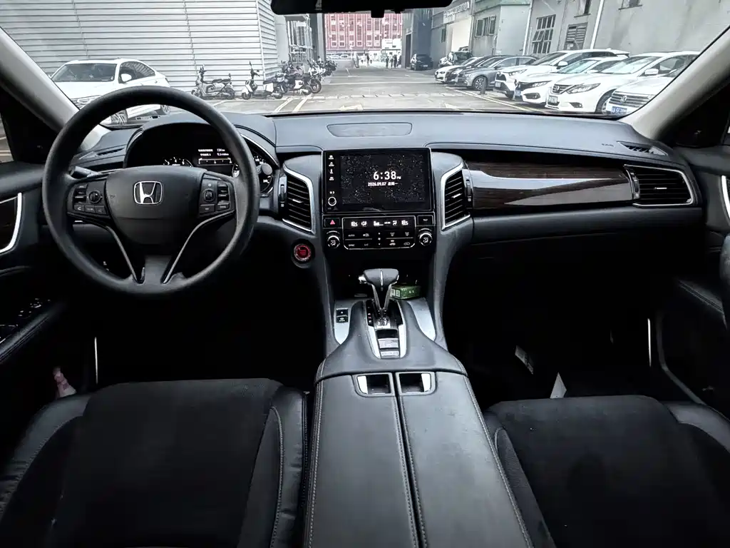 Honda Avancier — миниатюра 8