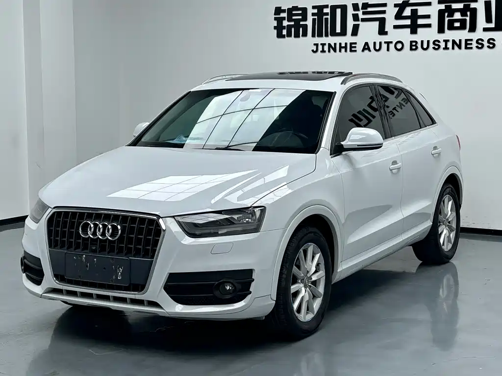 Купить Audi Q3