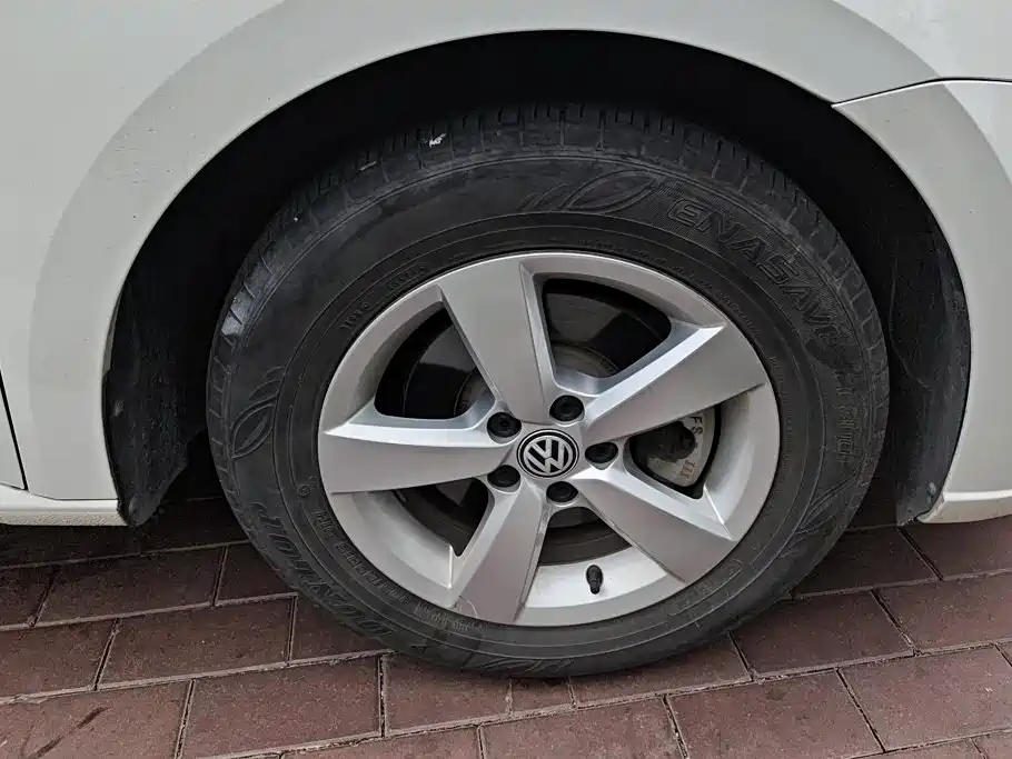 Volkswagen Lavida — миниатюра 6