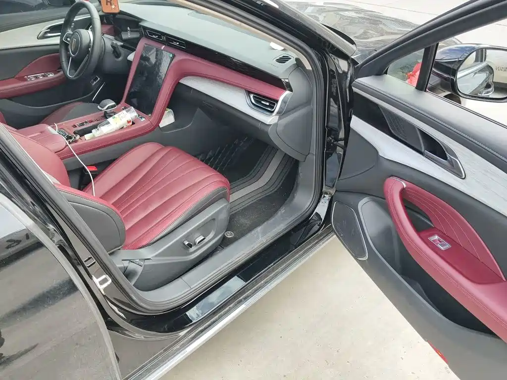 Hongqi Hongqi H5 — миниатюра 19