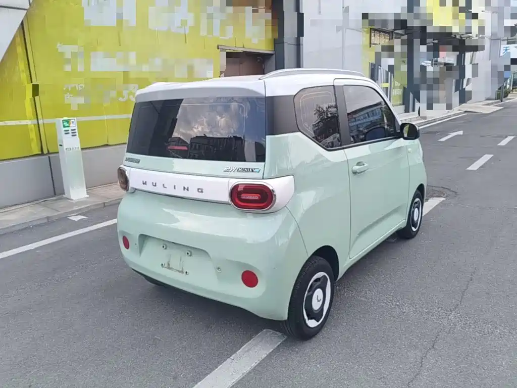 Wuling MINIEV — миниатюра 7
