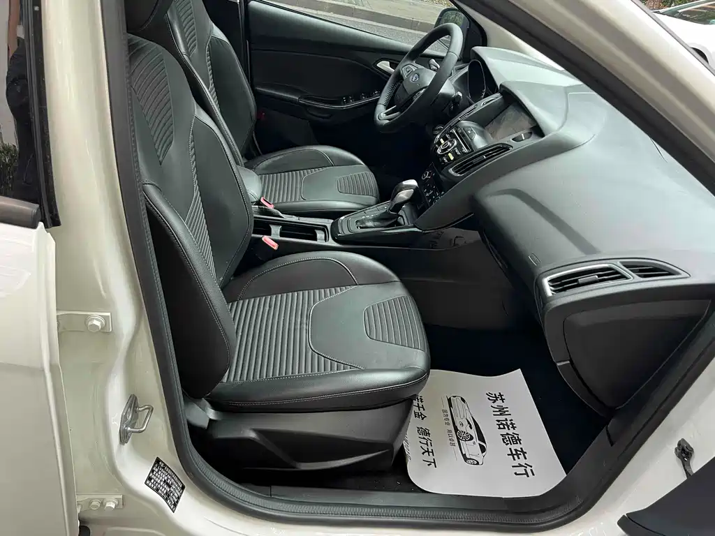 Ford Focus — миниатюра 14