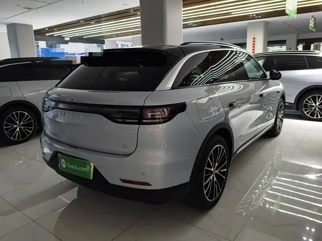 Leapmotor Leapmotor C11 — миниатюра 7