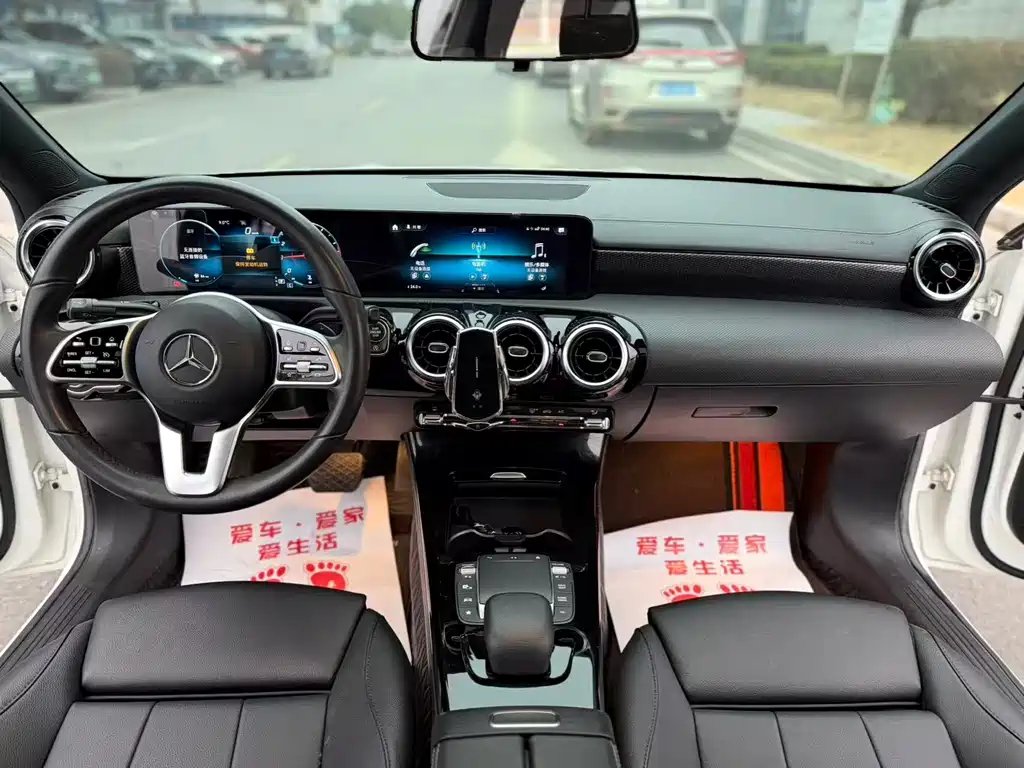 MERCEDES-BENZ A CLASS