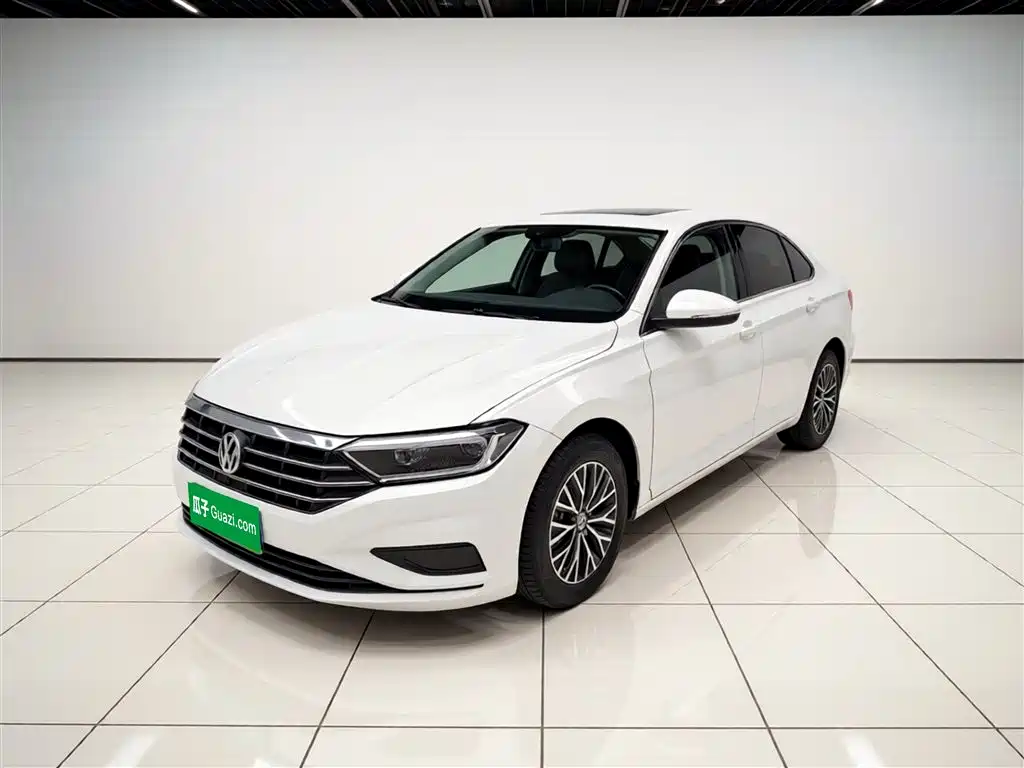Volkswagen Sagitar 2019