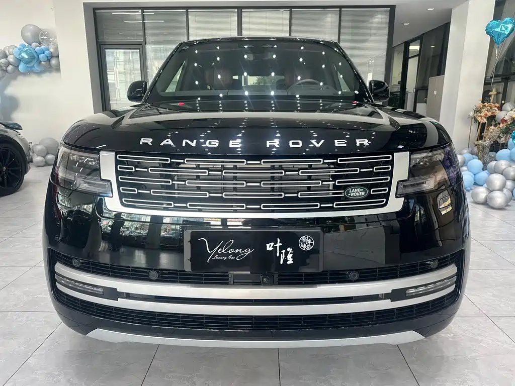 Land Rover Range Rover 2026 3.0 L6 400PS AB