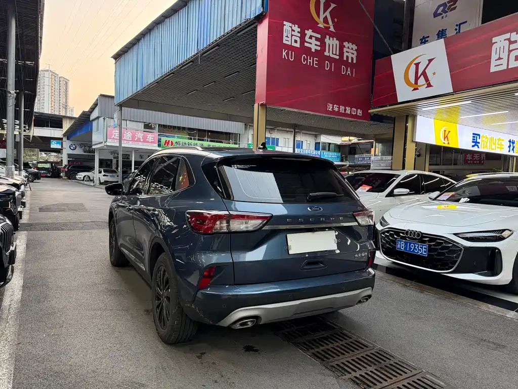 Ford Escape — миниатюра 4