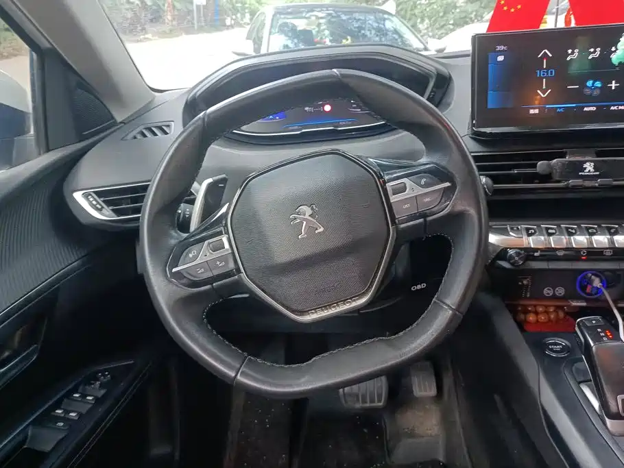 Peugeot 4008 — миниатюра 15